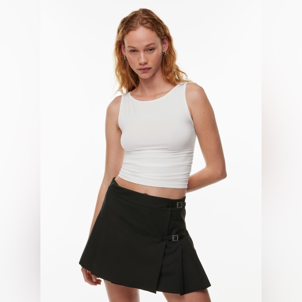 Aritzia Sunday Best Smooth Seamless Crew Tank
